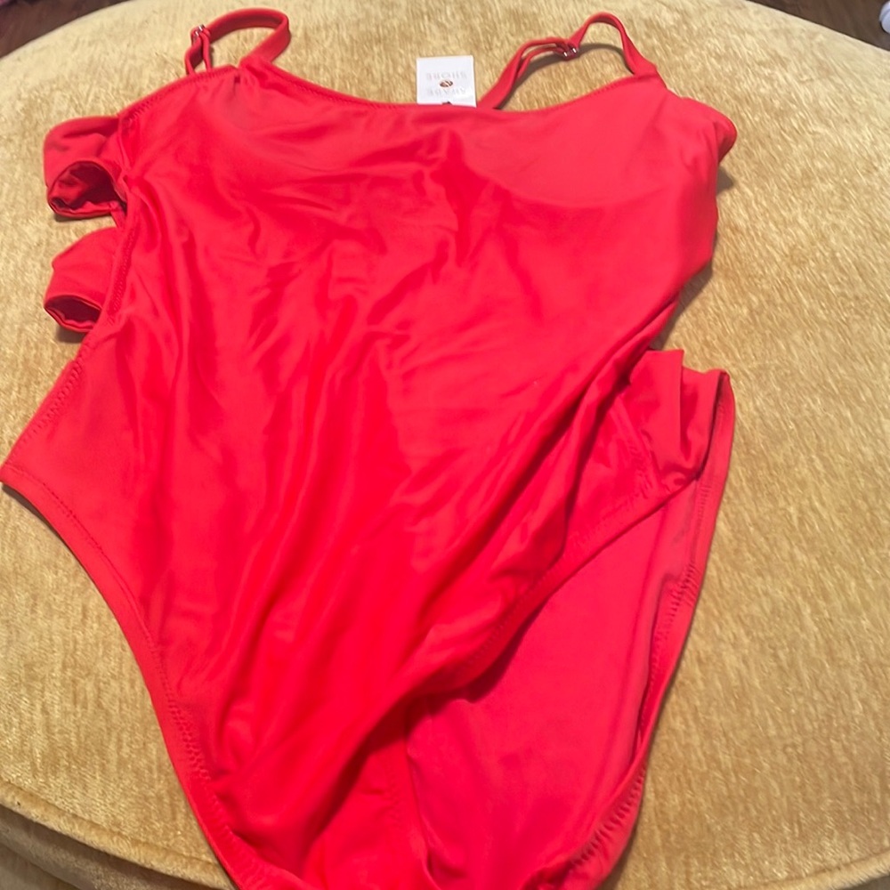NWT size XL Shade aShore bathing suit